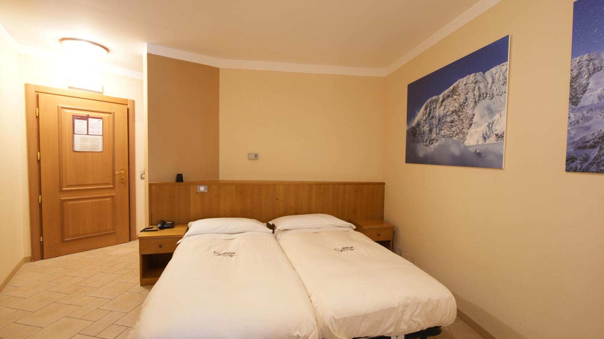 Albergo Ristoro Sitten - 2300 Mt Gressoney-La-Trinite Luaran gambar