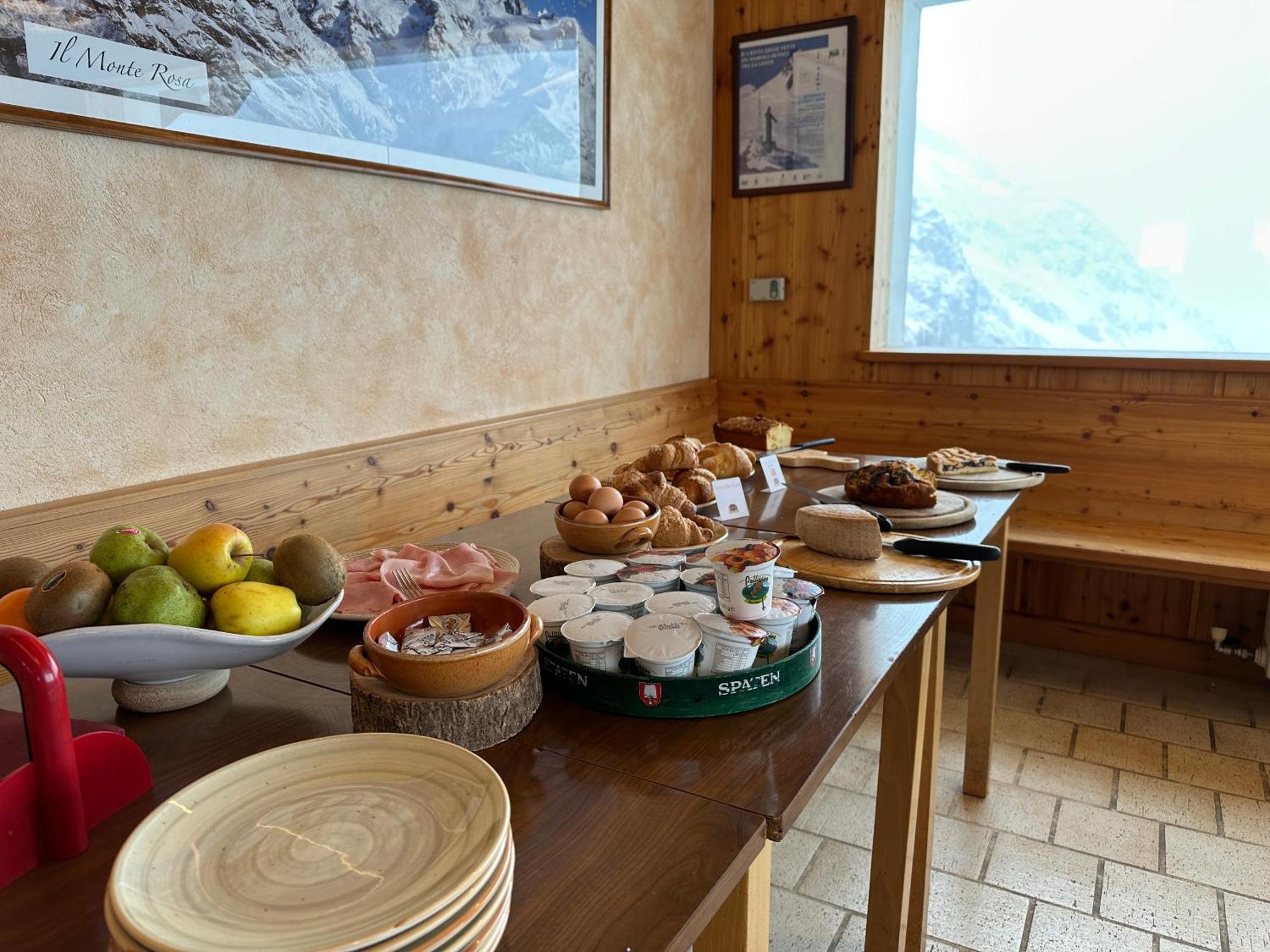Albergo Ristoro Sitten - 2300 Mt Gressoney-La-Trinite Luaran gambar