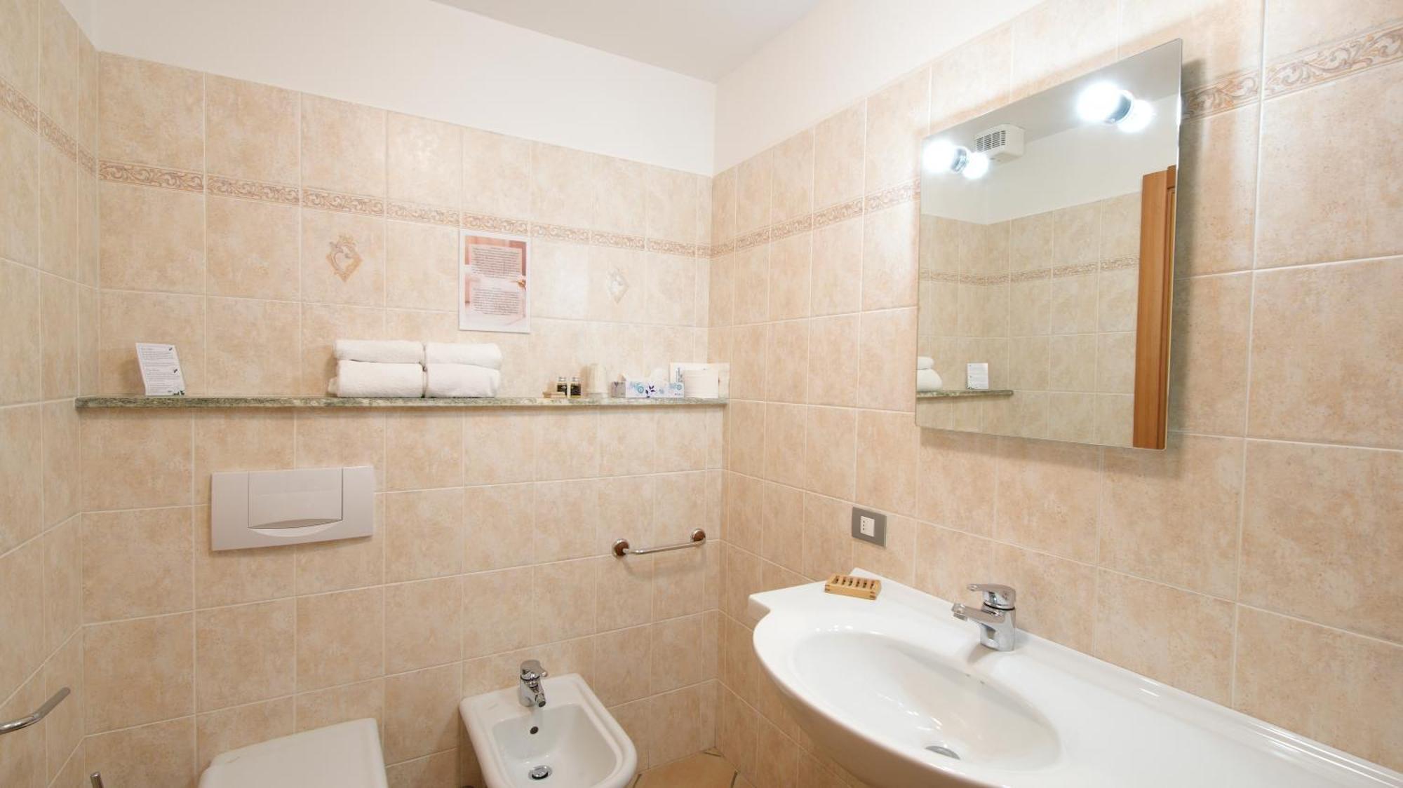 Albergo Ristoro Sitten - 2300 Mt Gressoney-La-Trinite Luaran gambar